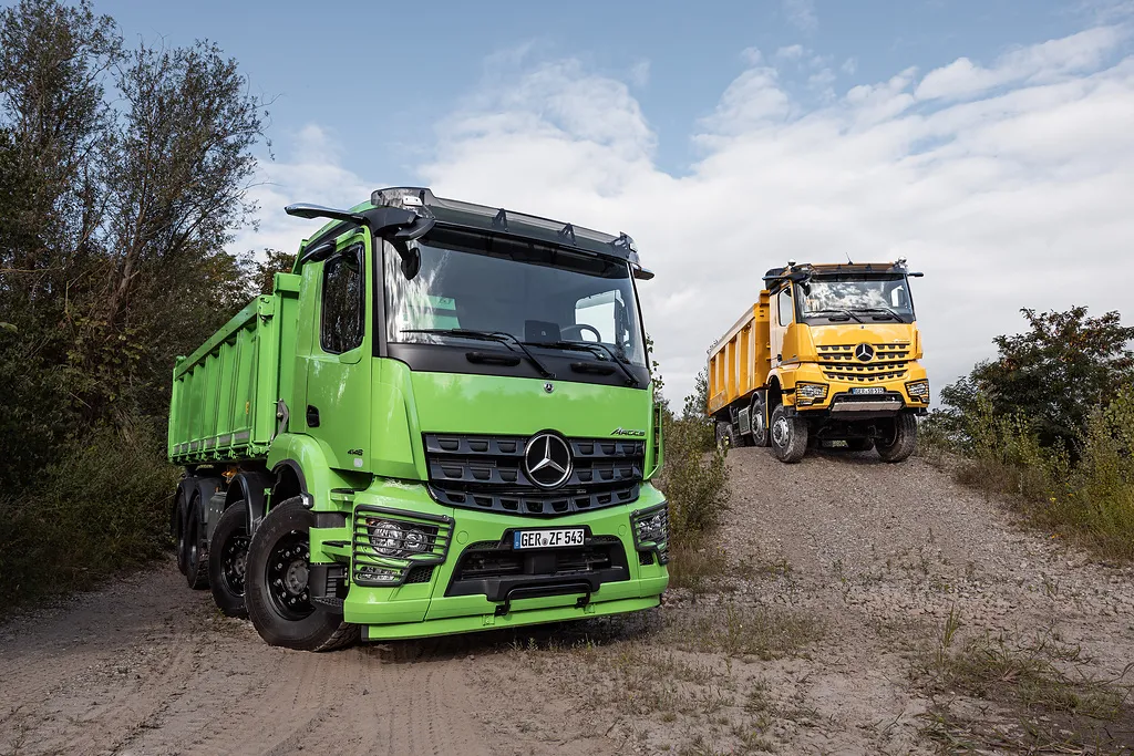 Mercedes-Benz - Lorry