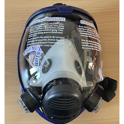 Full-face respirator mask, intended to protect against gas and dust during construction work and in particular with chemicals. The product is supplied with filters and earplugs.