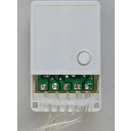 Mains-powered, series-connectable Christmas lighting chain with a transparent cable, 144 LED lights, and a white control box. The device is equipped with an EK-04 model 8-program mini controller. Technical data: 220 V, Class II appliance.