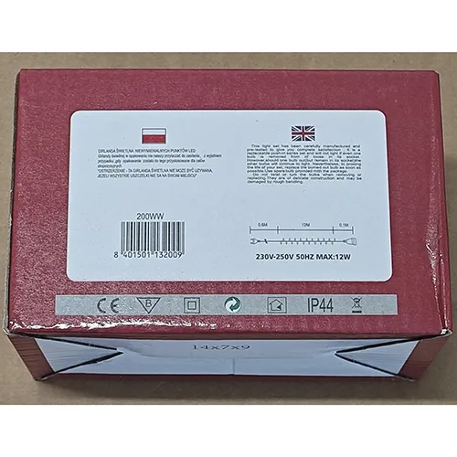 Lighting chain, intended for interconnection, containing 200 non-replaceable LED lights. The product includes a device for changing lighting modes.
