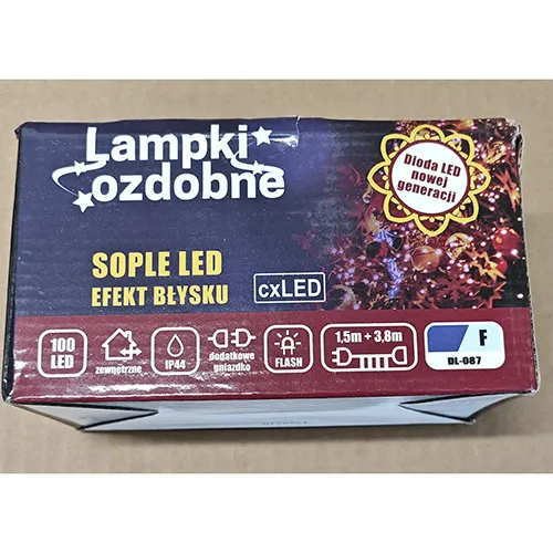 Lighting chain, intended for interconnection, containing 100 non-replaceable LED light sources.