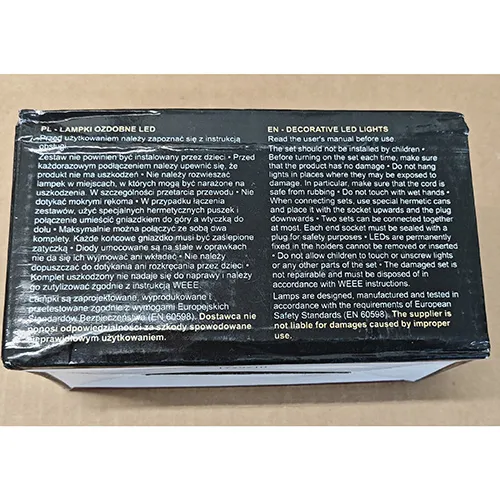 Lighting chain, intended for interconnection, containing 100 non-replaceable LED light sources.