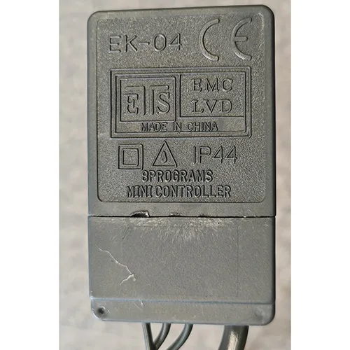 Lighting chain in the shape of a tree featuring non-replaceable LED light sources with flower-shaped plastic covers. The product includes a controller for changing lighting modes.