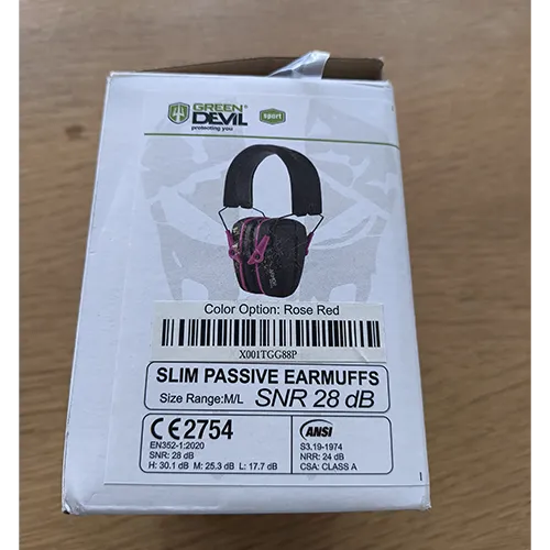 Black and pink earmuffs with packaging stating Slim Passive Earmuffs SNR 28 dB.