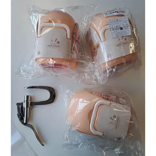 Partially stuffed, battery-operated, beige soft toy rabbit, which moves on its own. Includes a pink plastic carrier and various plastic accessories (red bowl, hairdryer, comb, mirror and carrot).