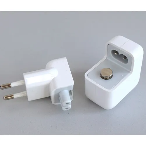 White battery charger with a USB-A port and Micro-USB cable. Input: 100-240V, 50-60Hz. Output: 5.1V, 2.1A.