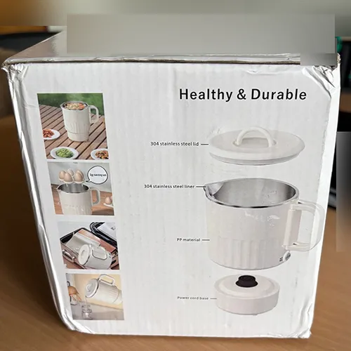 Foldable, black travel camping kettle, 100 ml  – 600 W 304. Made of stainless steel, advertised as BPA-free – double-walled design with automatic temperature control and continuous boiling function.