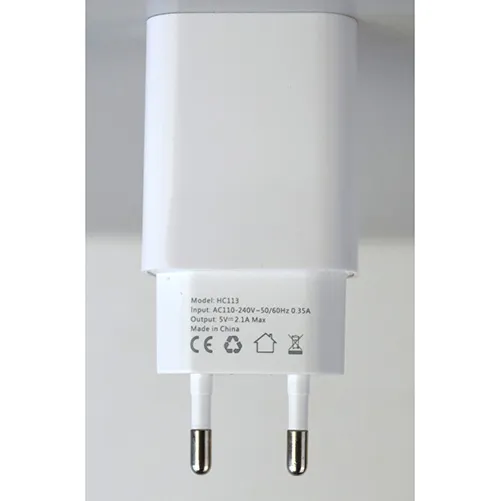 EZRA - USB charger