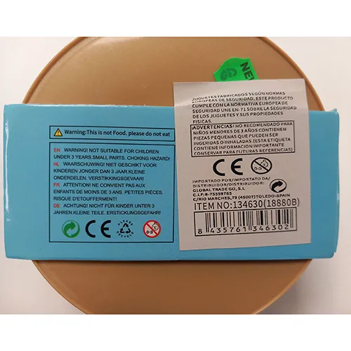 Squeeze toy in the form of a bun sold in sets of 3 items.