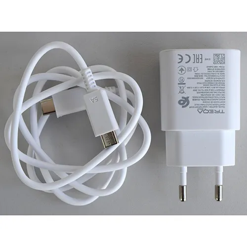 TREQA - USB charger