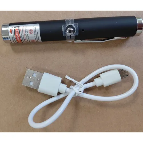 Green USB mini laser pointer. Declared maximum power < 100 mW. Declared wavelength 650 nm ± 10. Declared class III (CRF 21)