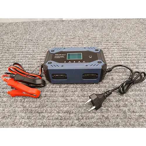 Qoltec - Car battery trickle charger